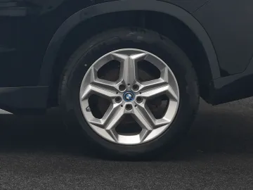 Car image 47