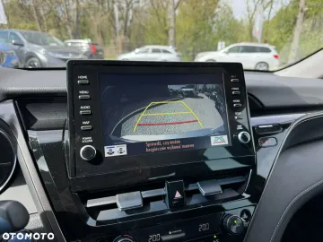 Car image 28