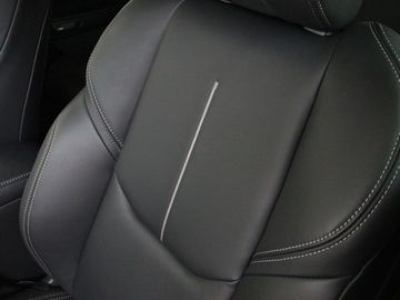 Car image 36