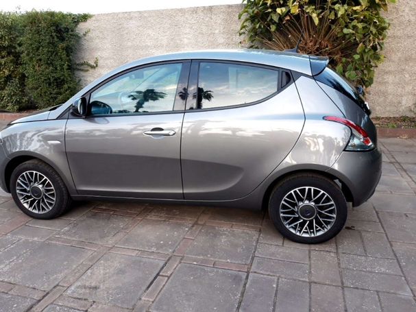 Lancia Ypsilon 51 kW image number 4