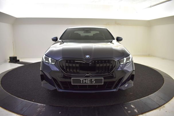 BMW 520i 140 kW image number 46