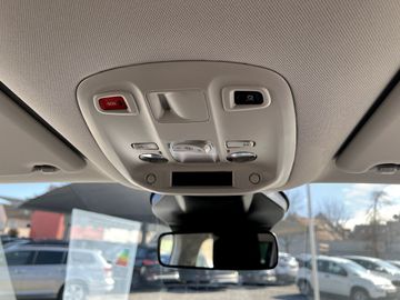 Car image 26