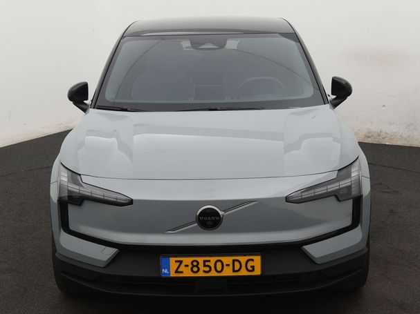 Volvo EX30 Extended Range 69 kWh 200 kW image number 9