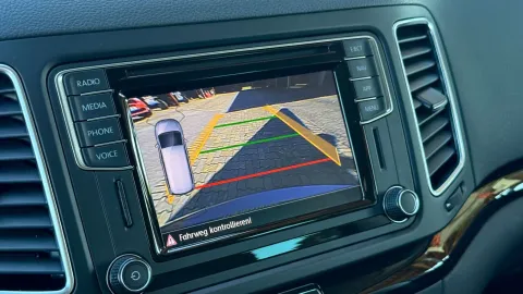 Car image 33