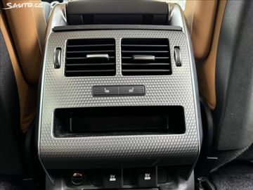 Car image 41