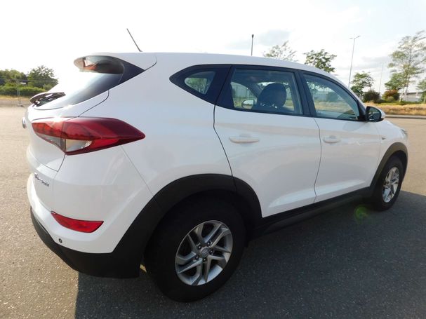 Hyundai Tucson blue Classic 85 kW image number 9