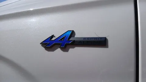 Car image 28