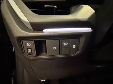 Car image 29