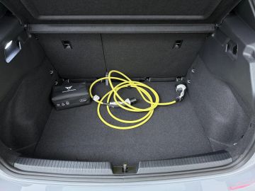 Car image 37