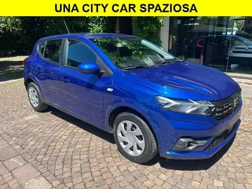 Car image 2