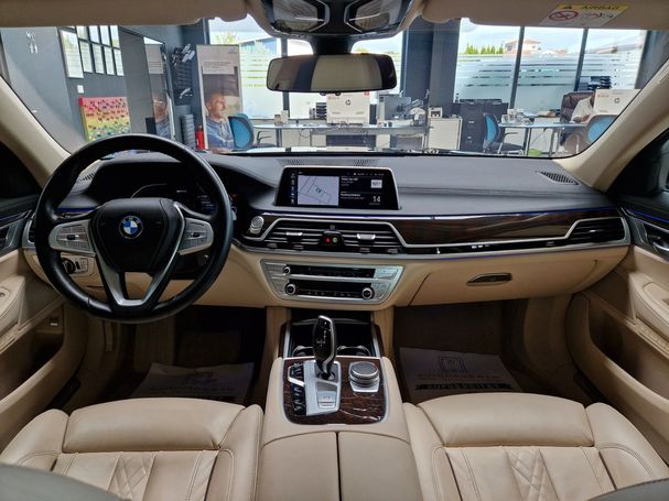 BMW 745e 290 kW image number 38