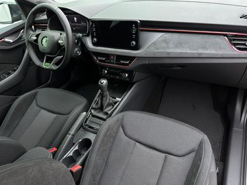 Car image 37