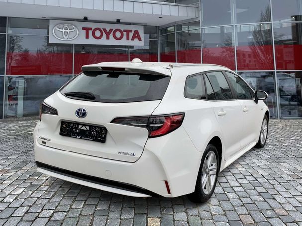 Toyota Corolla 1.8 Hybrid Touring Sports 90 kW image number 3