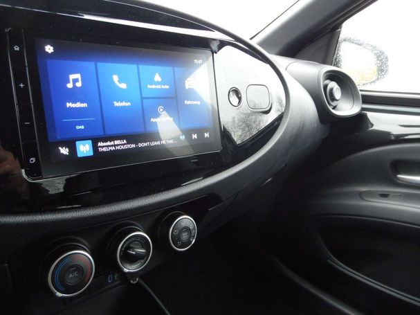 Toyota Aygo X 53 kW image number 31