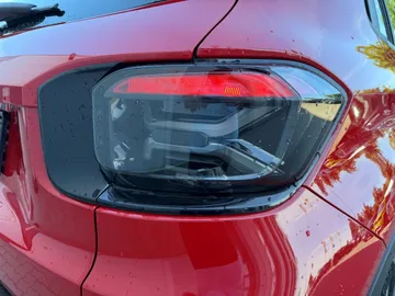 Car image 24
