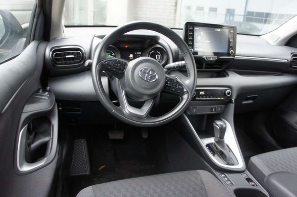 Toyota Yaris 1.5 Hybrid 85 kW image number 6