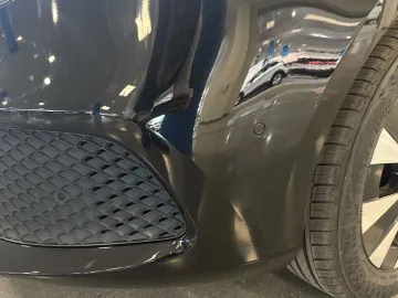 Car image 33