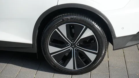 Car image 38