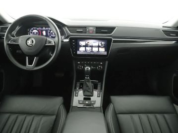 Car image 31