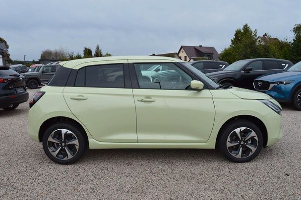 Suzuki Swift 1.2 Dualjet Hybrid Comfort CVT 61 kW image number 6