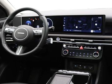 Car image 30