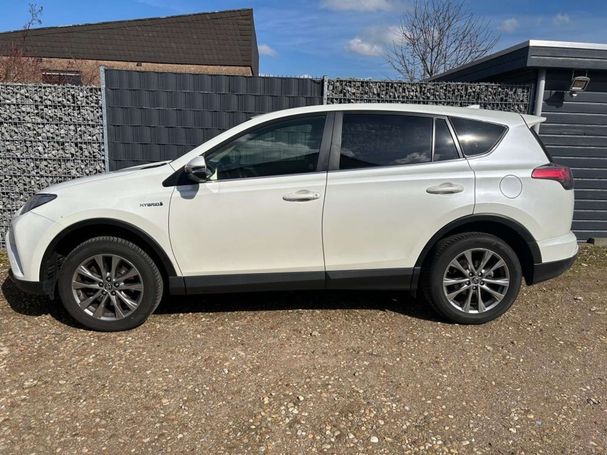 Toyota RAV 4 2.5 Hybrid 145 kW image number 4