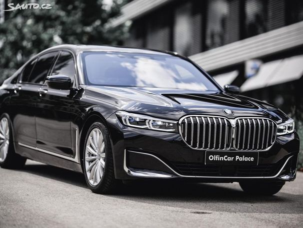 BMW 750i xDrive 390 kW image number 8