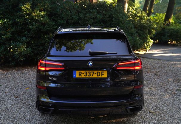 BMW X5 45e xDrive 290 kW image number 6