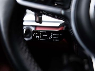 Car image 37