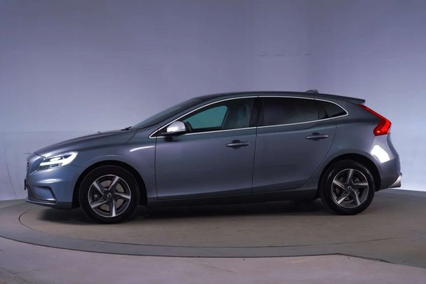 Volvo V40 D3 110 kW image number 1