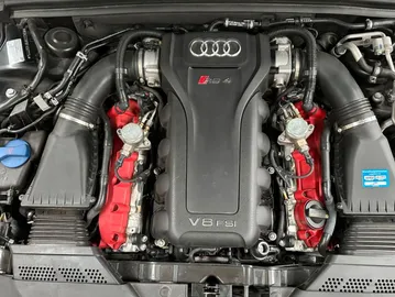 Car image 25