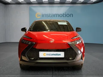 Car image 4