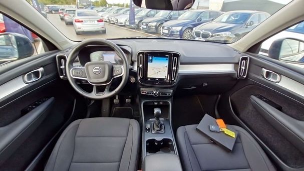 Volvo XC40 T3 120 kW image number 10