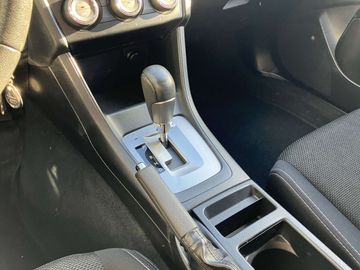 Car image 32