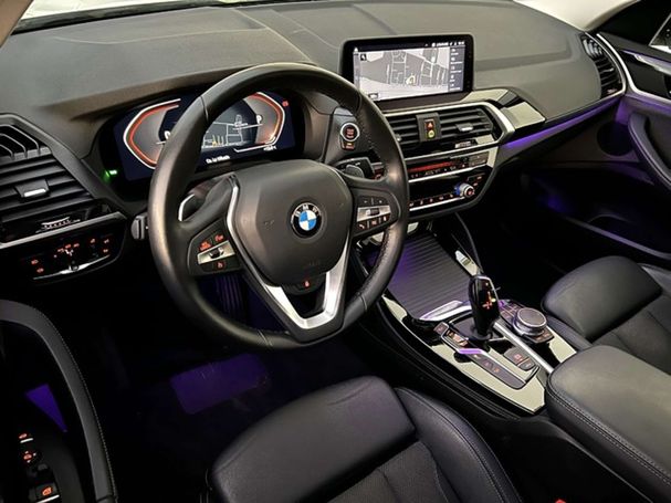 BMW X4 xDrive 195 kW image number 10