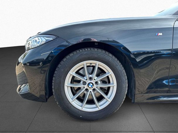 BMW 320d Touring M Sport 140 kW image number 18