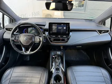 Car image 9