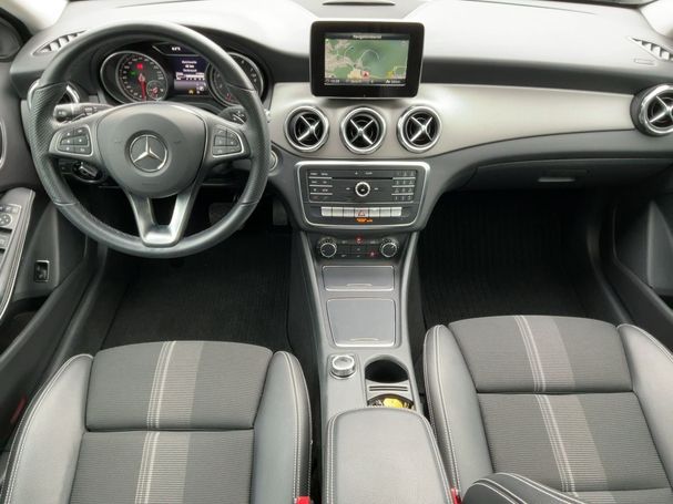 Mercedes-Benz GLA 180 90 kW image number 10