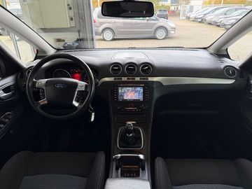 Car image 23