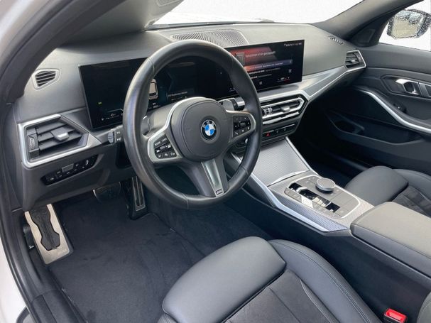 BMW 330i Touring 190 kW image number 12