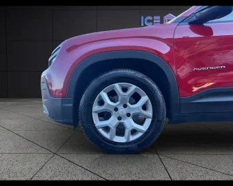 Car image 21