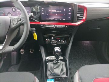 Car image 10