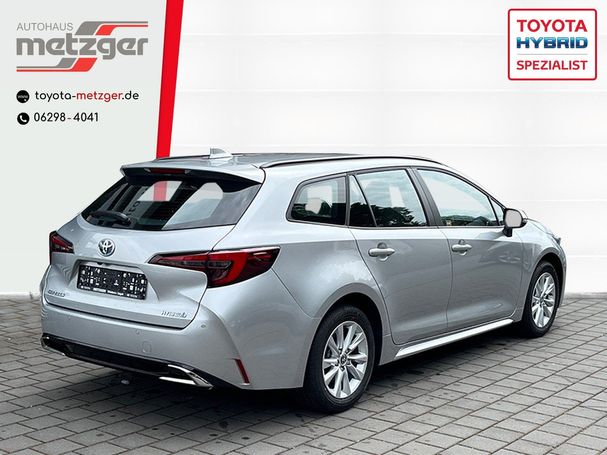 Toyota Corolla 1.8 Hybrid Touring Sports 103 kW image number 3