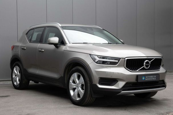 Volvo XC40 B4 Momentum 145 kW image number 2