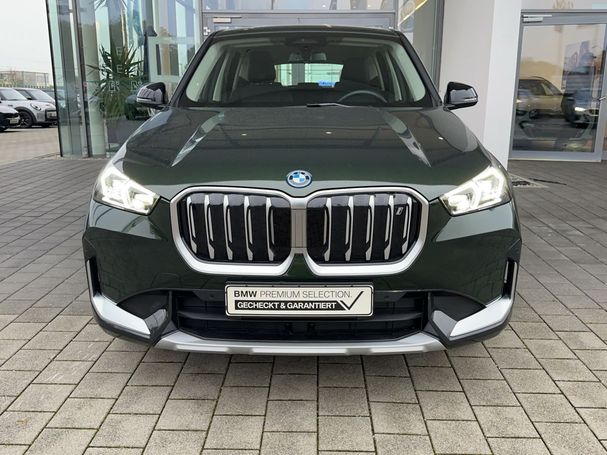 BMW iX1 xDrive30 xLine 230 kW image number 2