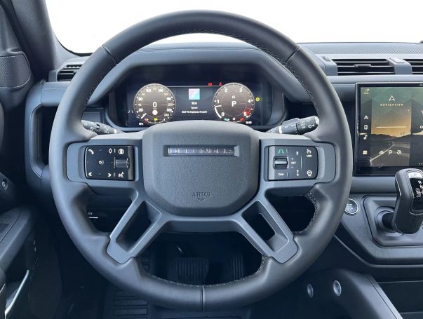 Land Rover Defender 221 kW image number 5