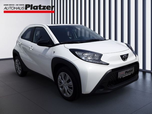 Toyota Aygo X 1.0 53 kW image number 15