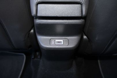 Car image 48