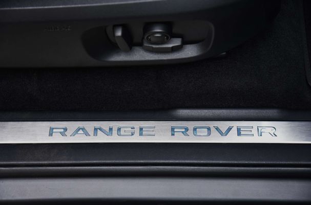 Land Rover Range Rover Evoque Td4 4WD Dynamic 110 kW image number 24