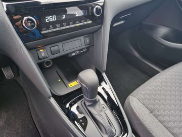 Car image 15